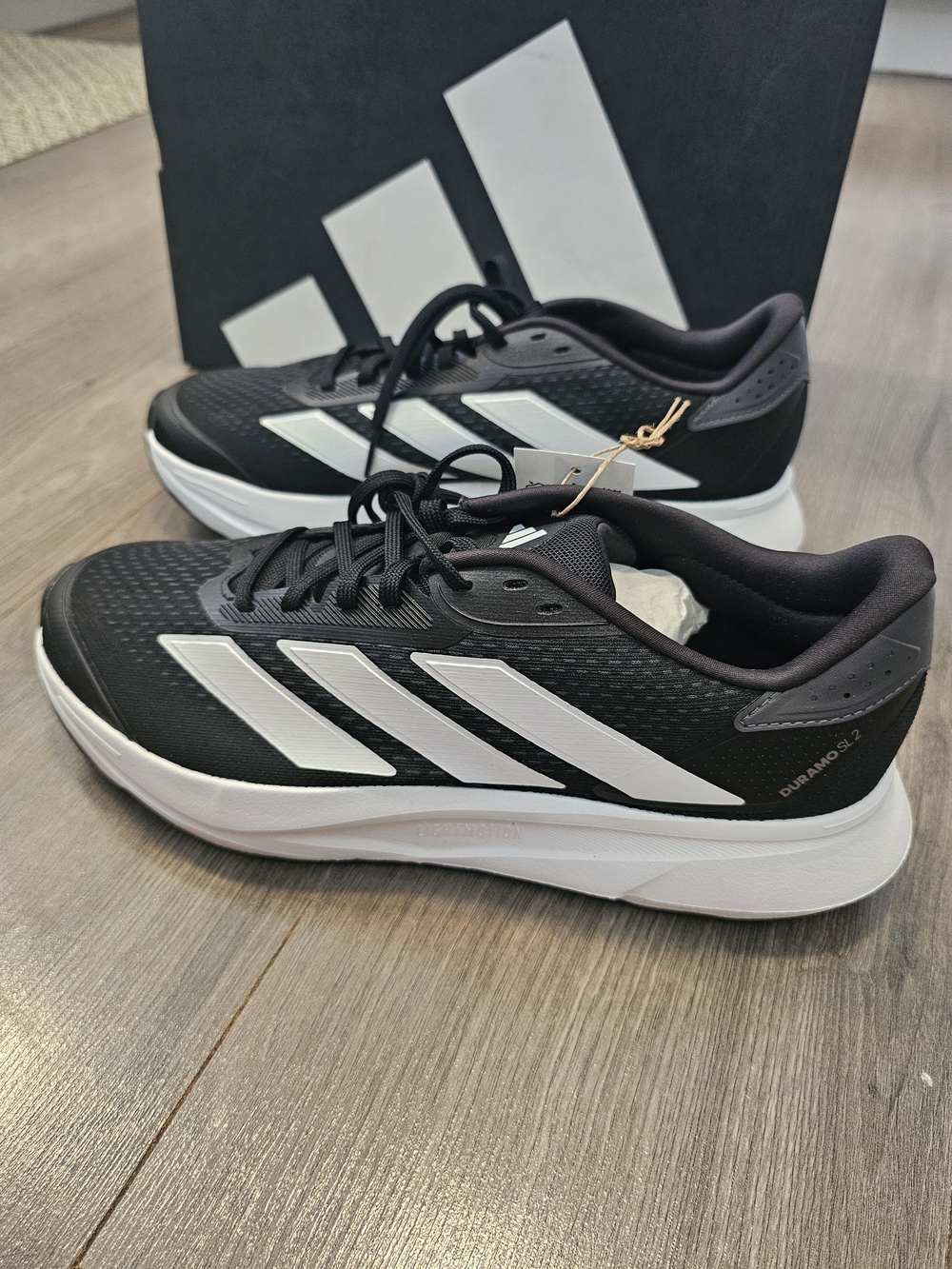 NWT Adidas Duramo SL 2 Men's Running Shoes - Black/White -size 10.5